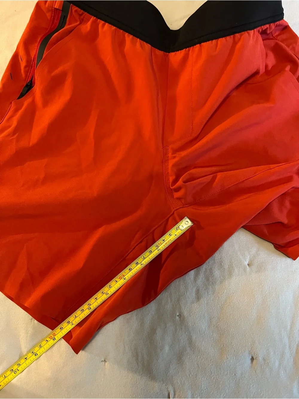 Ten thousand interval mens shorts size small